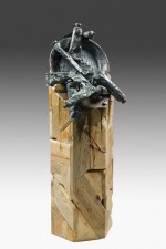 CRASH. Escultura en bronce y base de madera, 80x40x42cm. 2010. -  - Escultura 